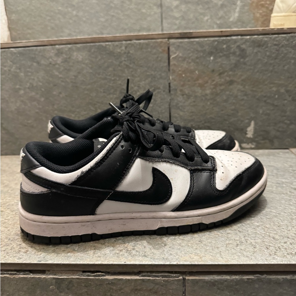 Nike Panda Dunks